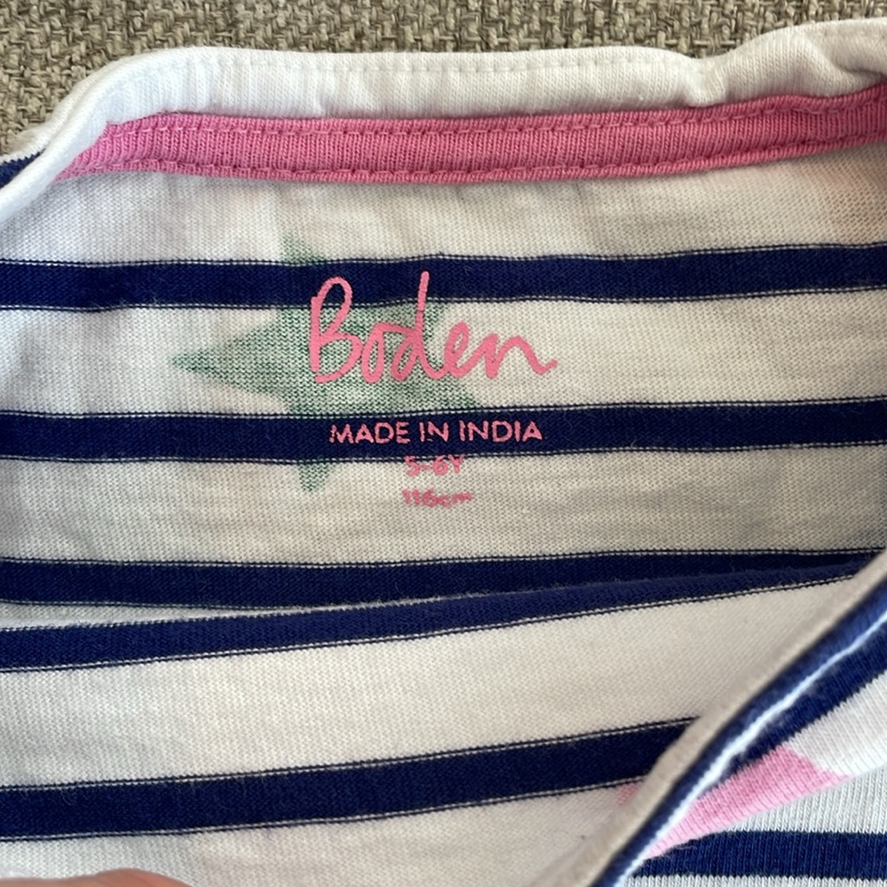 Stars and Stripes top, size 5/6Y - Picture 3 of 3